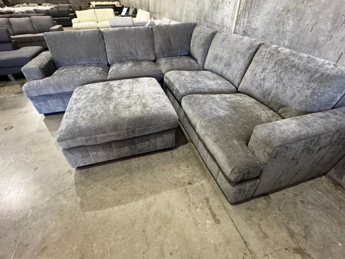 Caroline Corner Couch with Ottoman